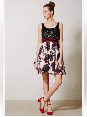 PETER SOM x MADE IN KIND gorgeous event dress ANTHROPOLOGIE red black sequins 12
